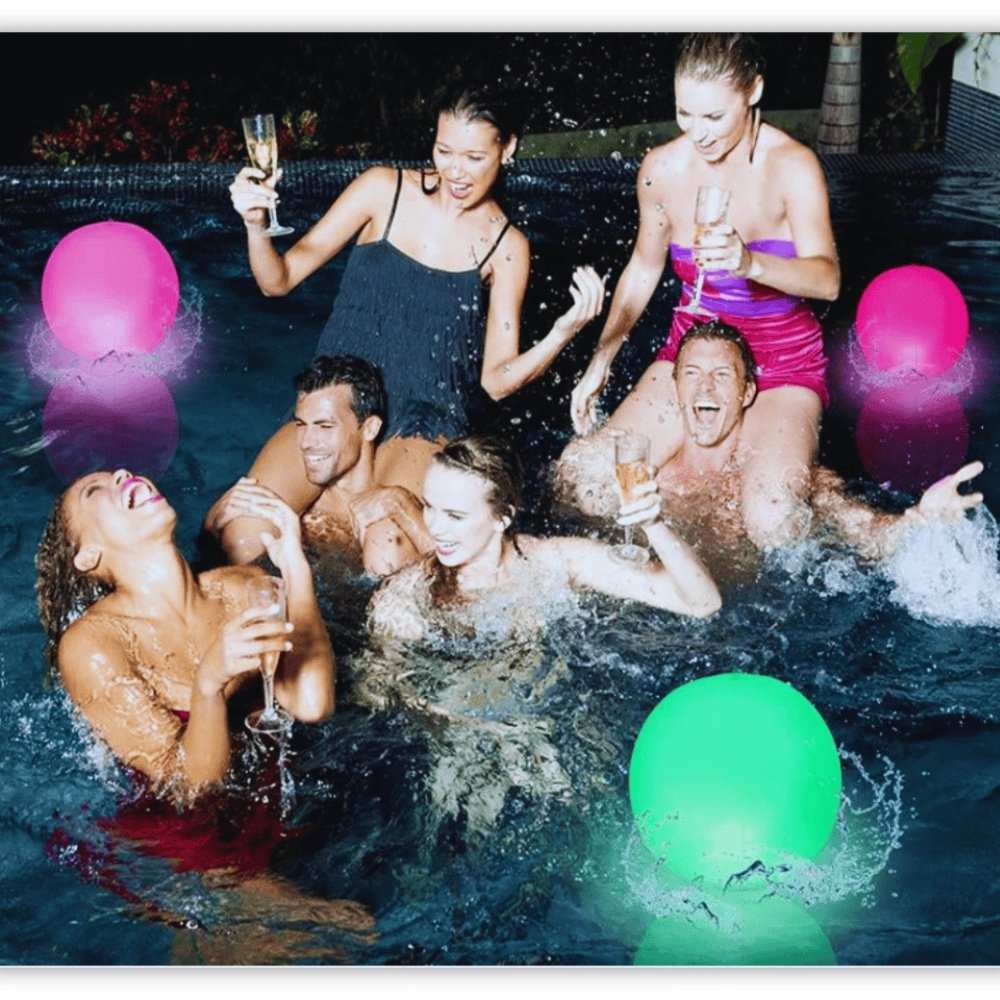 LuminousPlay 16-Color LED Water Ball - Samarz.com