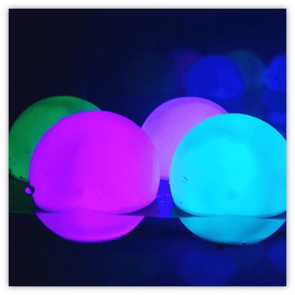 LuminousPlay 16-Color LED Water Ball - Samarz.com